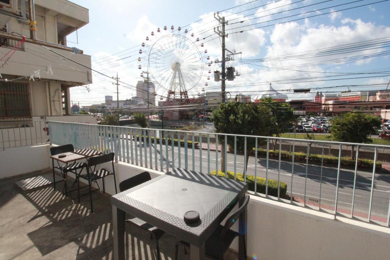 Utopia Mihama Chatan Buitenkant foto